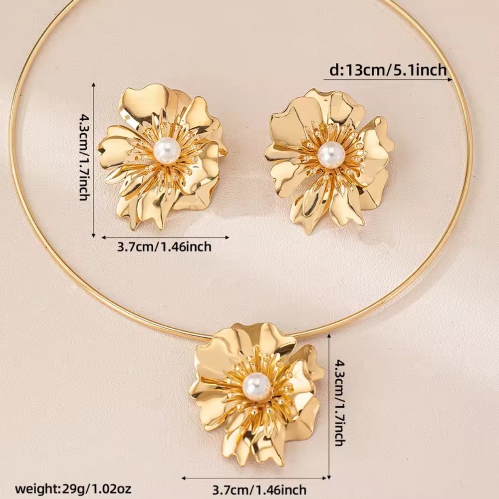 Zara lux unique adjustaby Gold Flower Necklace - Picture 7 of 10